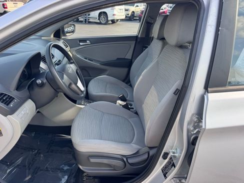 Used 2015 Hyundai Accent GLS image 15