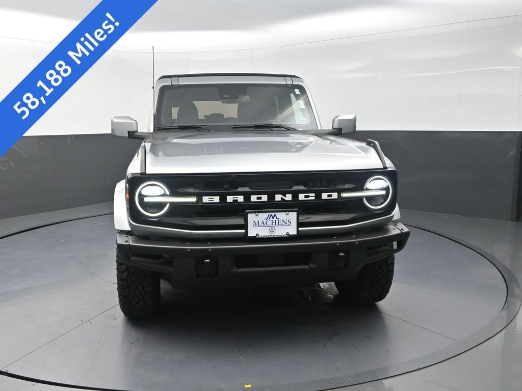Used 2021 Ford Bronco Outer Banks AWD/4WD image 2
