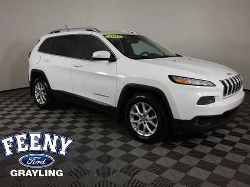 Used 2014 Jeep Cherokee Latitude w/ Cold Weather Group AWD/4WD image 1
