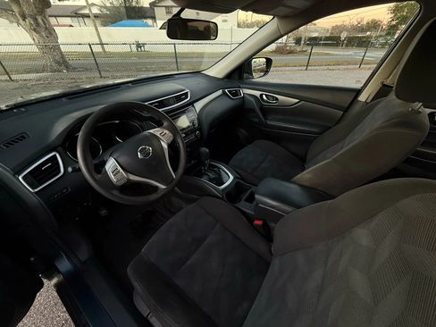 Used 2016 Nissan Rogue S AWD/4WD image 12