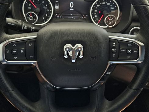 New 2026 RAM 1500 Express AWD/4WD image 22