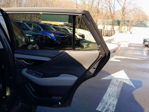 Used 2024 Subaru Outback Limited image 32