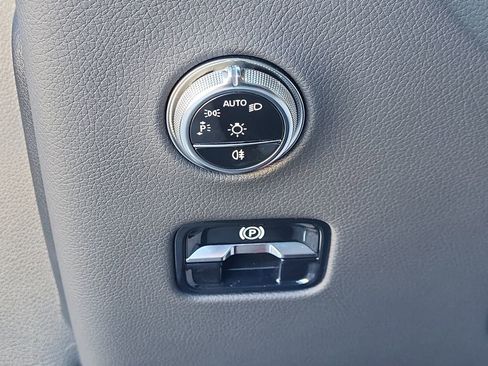 Used 2026 Mercedes-Benz GLC 300 GLC 300 image 21