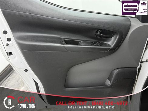 Used 2021 Nissan NV200 S image 28