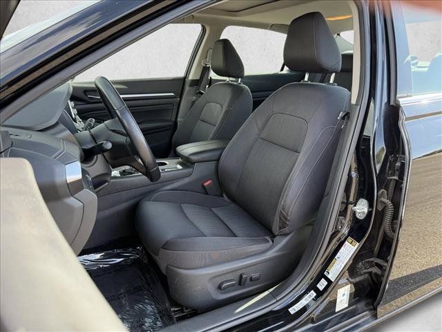 Used 2019 Nissan Altima 2.5 SV FWD image 10