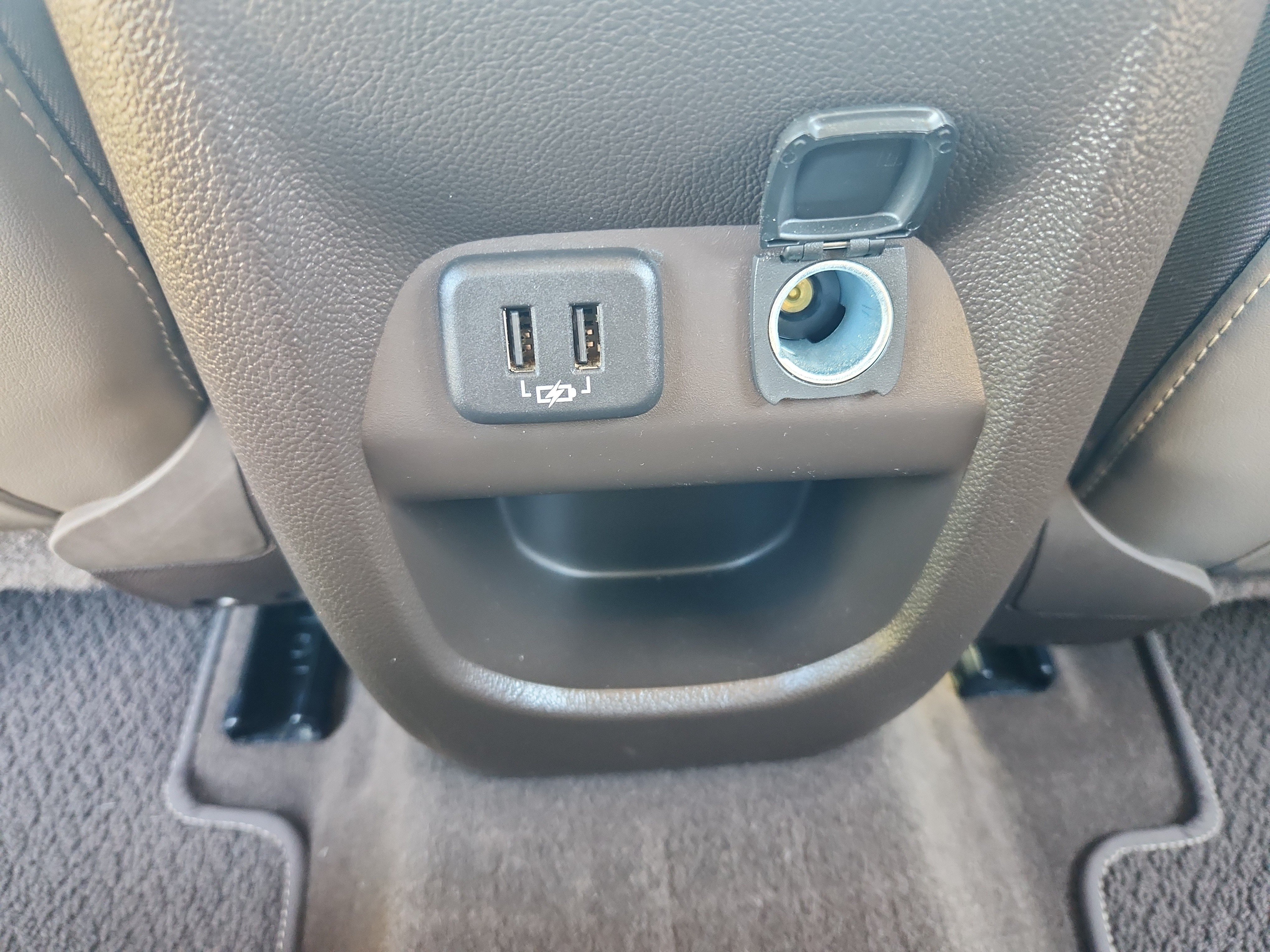 Used 2022 GMC Canyon Denali AWD/4WD image 32