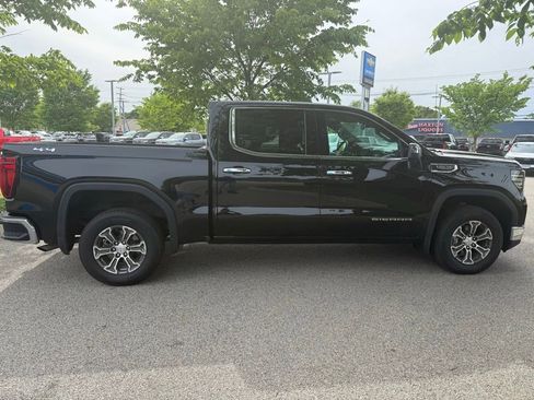 Certified 2025 GMC Sierra 1500 SLT AWD/4WD image 6