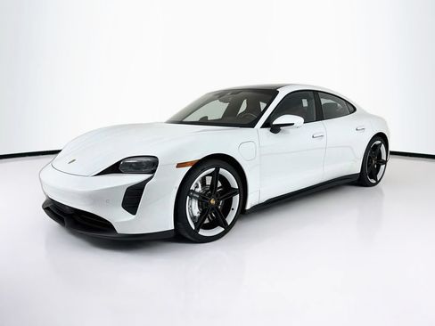 Certified 2022 Porsche Taycan GTS AWD/4WD image 1