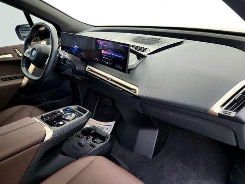 Used 2024 BMW iX xDrive50 w/ Premium Package image 24