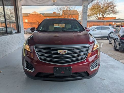 Used 2017 Cadillac XT5 Luxury w/ Driver Awareness Package image 8