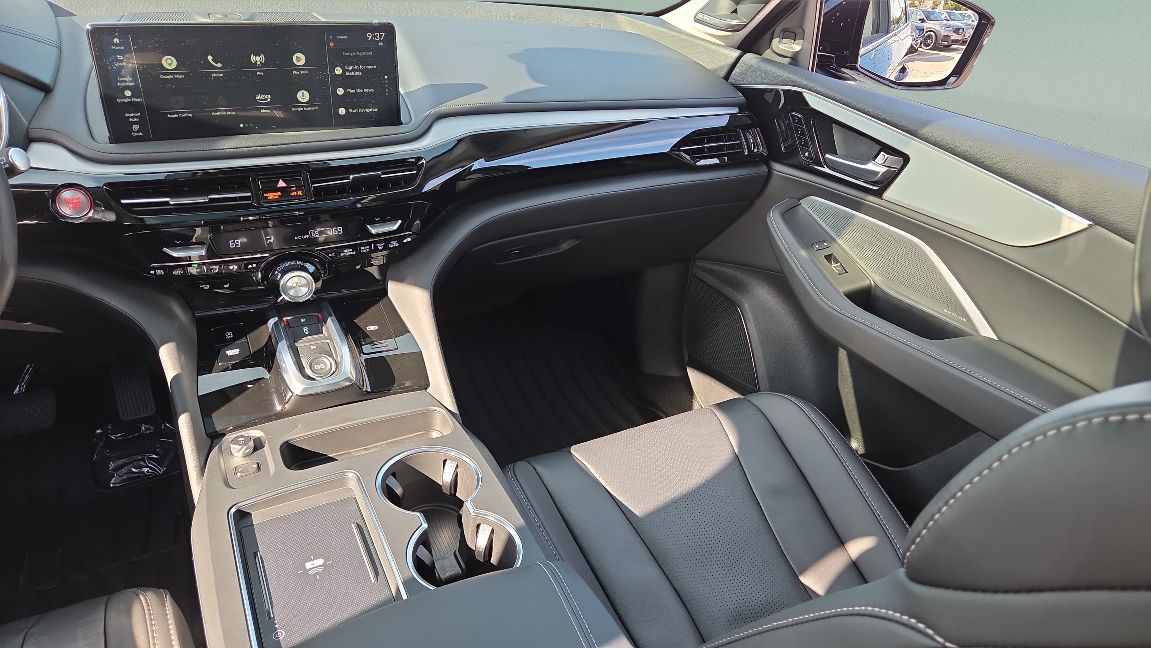 Certified 2026 Acura MDX w/ Technology Package FWD image 14