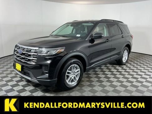New 2026 Ford Explorer Active AWD/4WD image 1