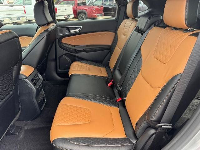Certified 2024 Ford Edge Titanium w/ Titanium Elite Package AWD/4WD image 10