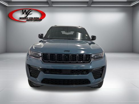 New 2026 Jeep Grand Cherokee L Summit AWD/4WD image 2