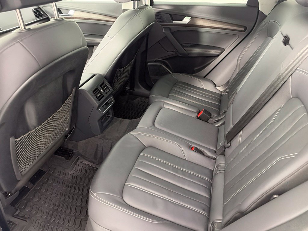 Used 2023 Audi Q5 2.0T Premium Plus AWD/4WD image 16