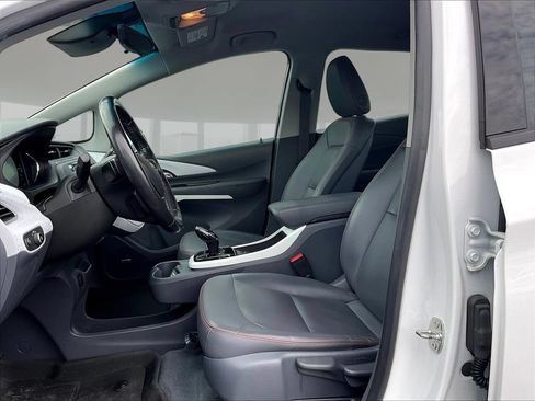 Used 2021 Chevrolet Bolt Premier w/ Infotainment Package FWD image 20