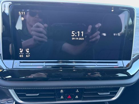 New 2026 Volkswagen Atlas SEL Premium R-Line image 18