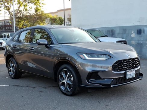 Used 2023 Honda HR-V EX-L image 3