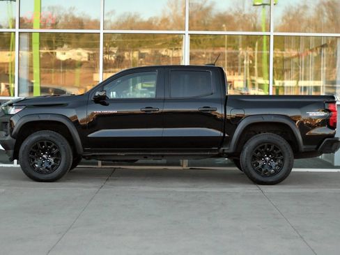 Used 2024 Chevrolet Colorado Trail Boss w/ Advanced Trailering Package image 4