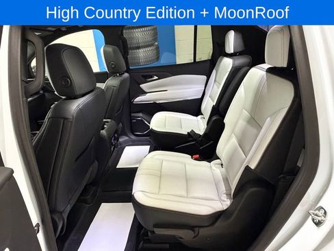 Used 2026 Chevrolet Traverse High Country FWD image 20