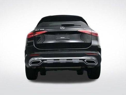 Used 2024 Mercedes-Benz GLC 300 4MATIC image 31