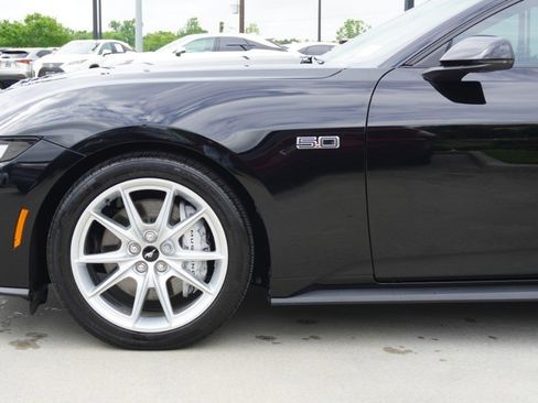 Used 2024 Ford Mustang GT Premium image 11