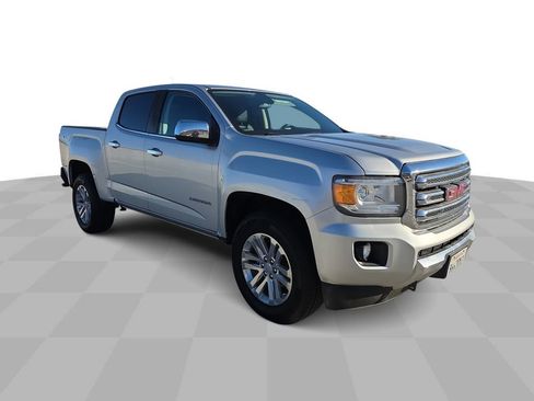 Used 2019 GMC Canyon SLT image 2