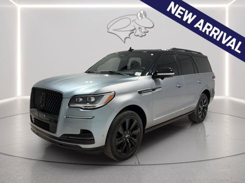 Used 2023 Lincoln Navigator Black Label AWD/4WD image 1