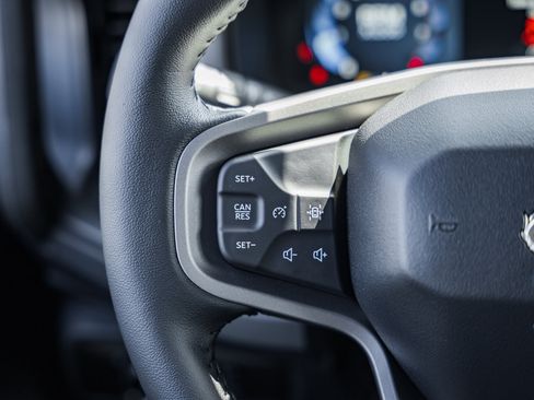 New 2025 Ford Bronco Big Bend w/ Black Diamond Package image 34