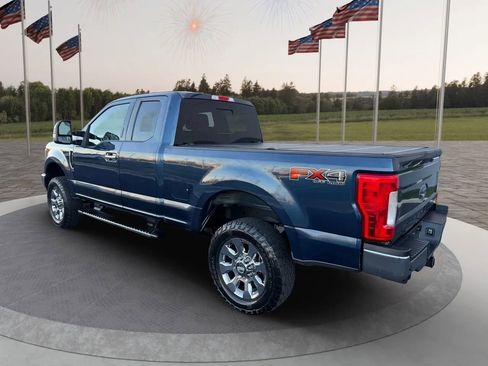 Used 2017 Ford F250 Lariat w/ Chrome Package AWD/4WD image 11