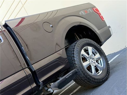 Used 2020 Ford F150 XLT w/ Equipment Group 302A Luxury AWD/4WD image 26