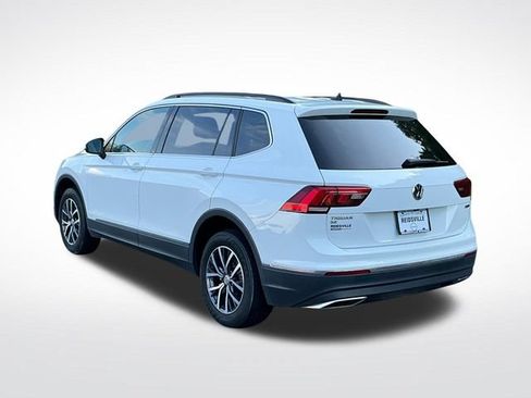 Used 2020 Volkswagen Tiguan SE w/ Panoramic Sunroof Package AWD/4WD image 5