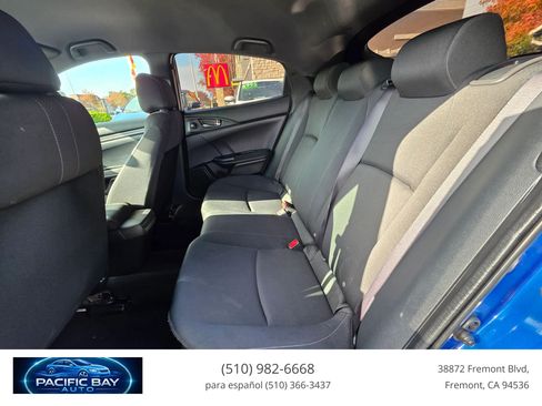 Used 2018 Honda Civic Sport image 19