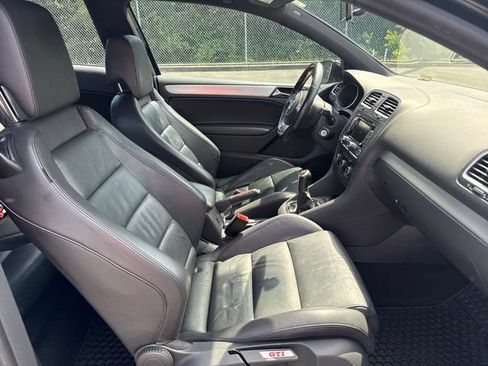 Used 2012 Volkswagen GTI 2-Door FWD image 9