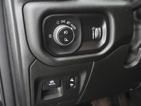 Used 2023 RAM 1500 Big Horn image 40