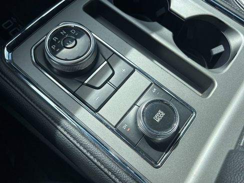 Used 2019 Ford Expedition XLT w/ Equipment Group 202A image 34