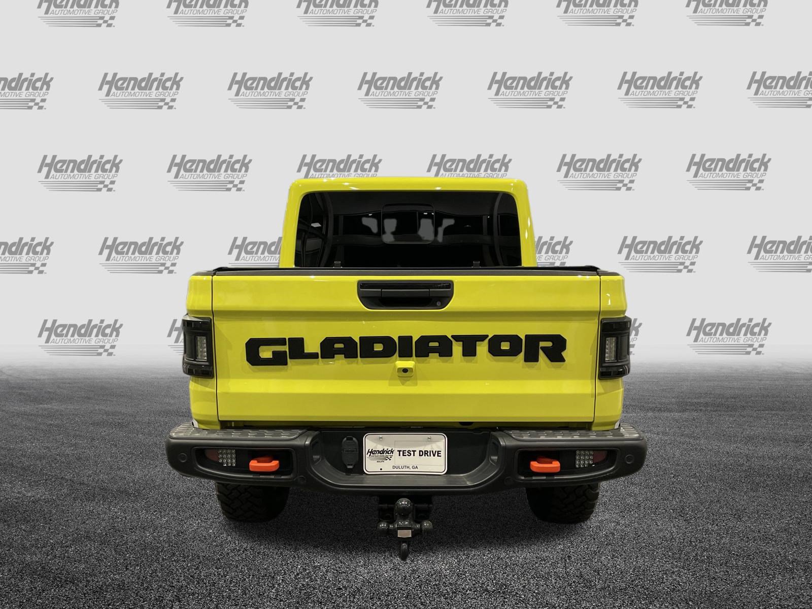 Used 2024 Jeep Gladiator Mojave AWD/4WD image 9