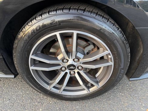 Used 2016 Ford Mustang Premium RWD image 17
