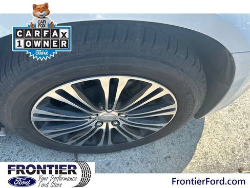 Used 2013 Chrysler 300 S AWD/4WD image 9