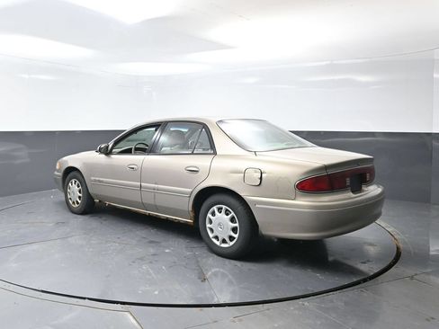 Used 2002 Buick Century Custom w/ Custom Premium Pkg FWD image 10