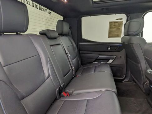 Used 2022 Toyota Tundra Platinum w/ Advanced Package AWD/4WD image 38