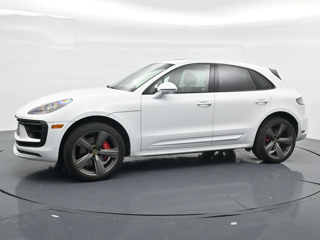 Certified 2026 Porsche Macan S AWD/4WD image 2