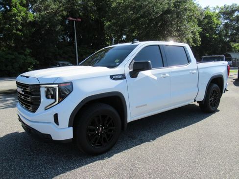 Used 2022 GMC Sierra 1500 Elevation w/ Preferred Package AWD/4WD image 4