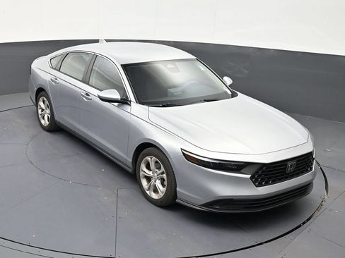 Used 2024 Honda Accord LX image 18