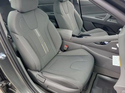 New 2026 Hyundai Elantra Sport FWD image 22