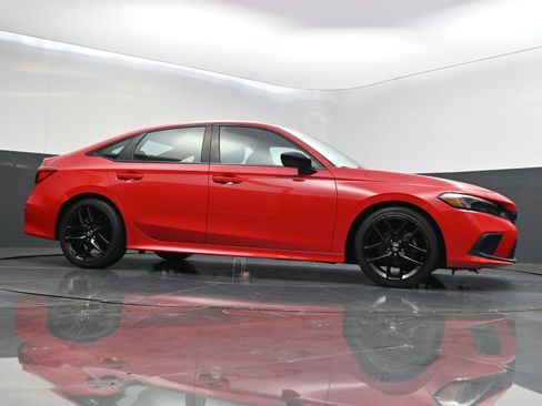 Used 2022 Honda Civic Sport image 42