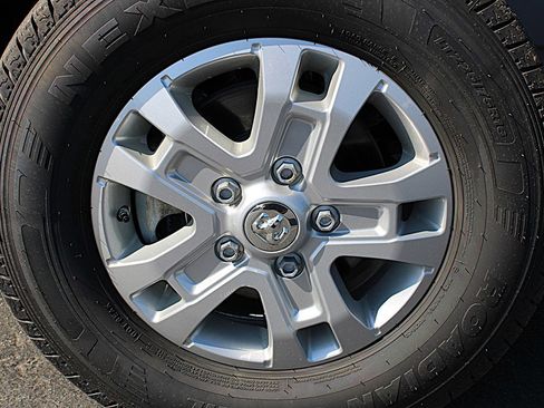 Used 2024 RAM ProMaster 1500 w/ Quick Order Package 22G SLT image 29