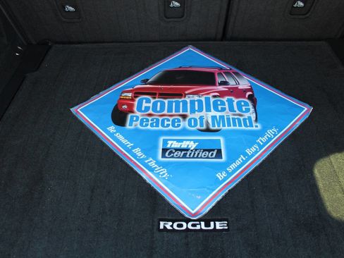 Used 2023 Nissan Rogue SV image 25