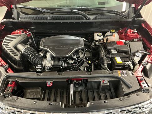 Used 2023 GMC Acadia Denali w/ Denali Ultimate Package AWD/4WD image 10