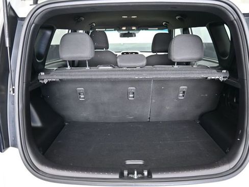 Used 2017 Kia Soul + image 38